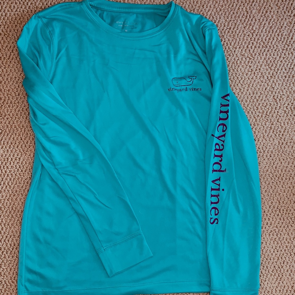 Never Worn Vineyard Vines Long Sleeve Shirt